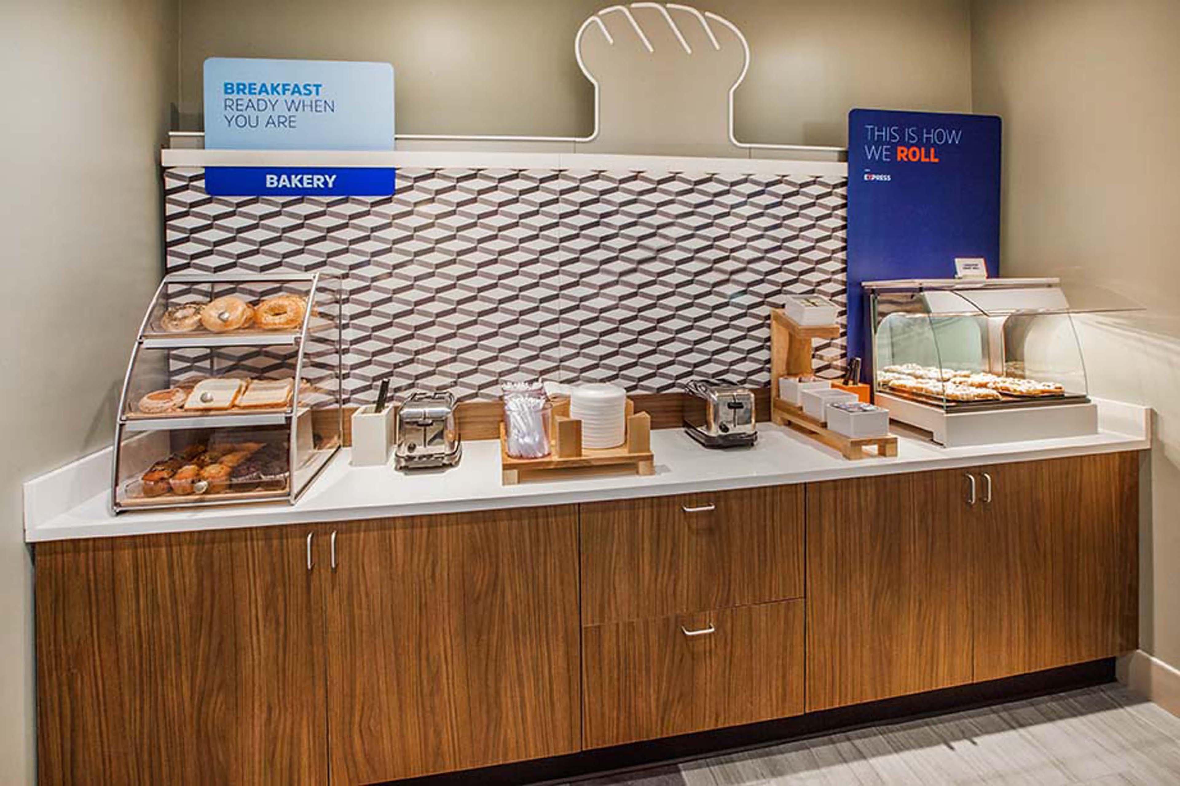 Holiday Inn Express Hotel & Suites Lexington By Ihg Kültér fotó