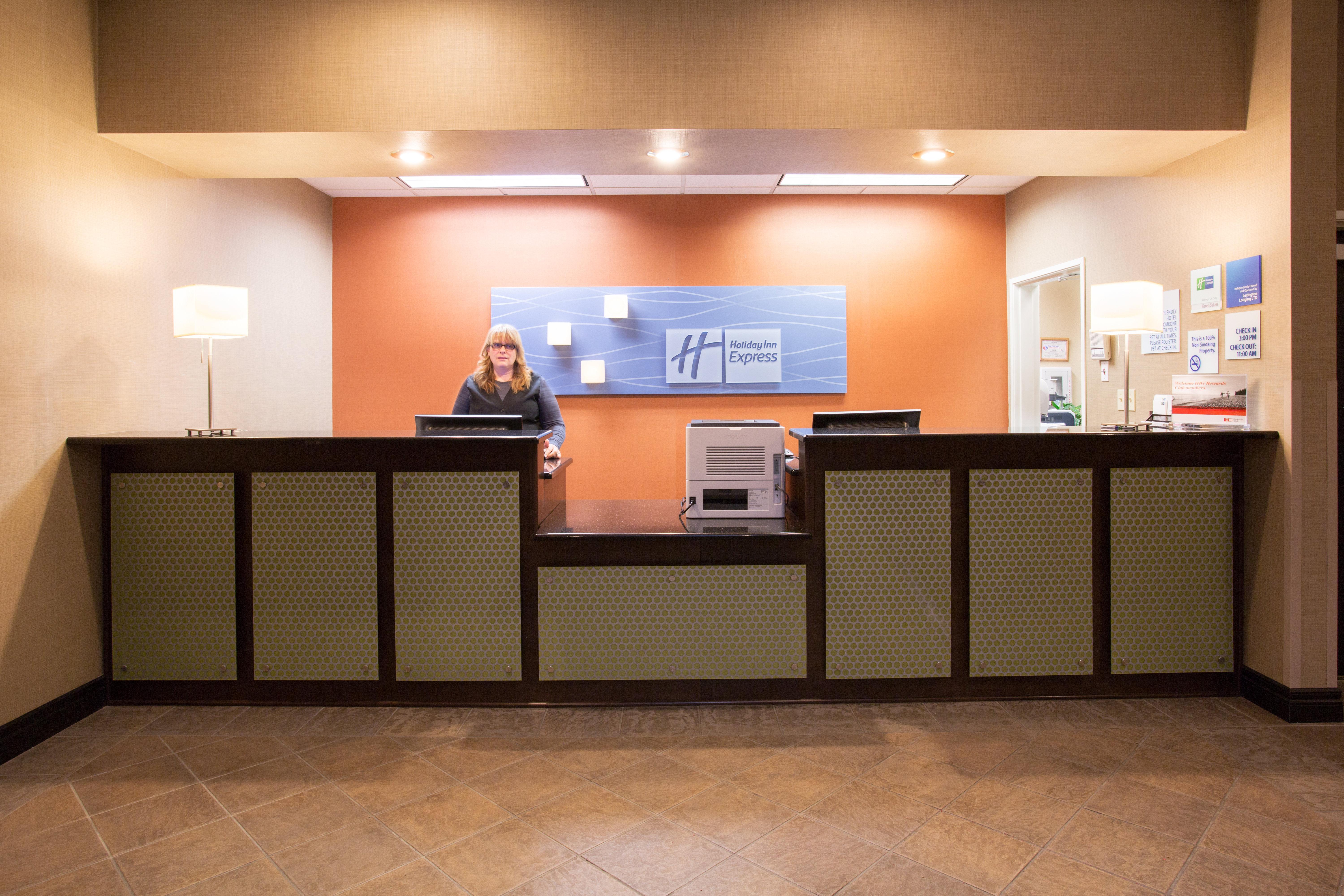 Holiday Inn Express Hotel & Suites Lexington By Ihg Kültér fotó