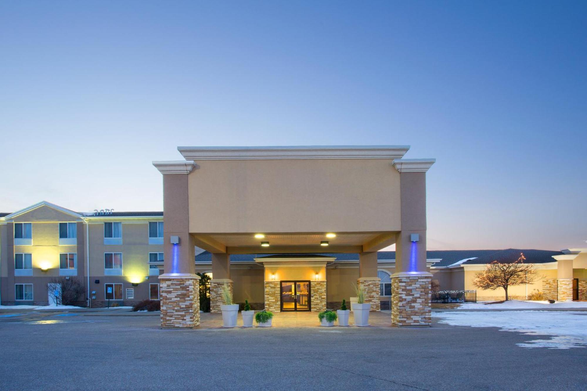 Holiday Inn Express Hotel & Suites Lexington By Ihg Kültér fotó
